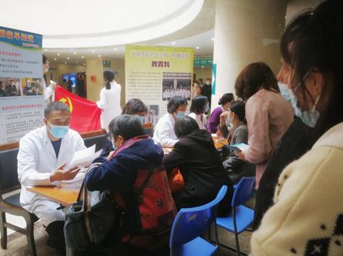 守护“胃”来，健康同行 消化科党支部国际护胃日健康咨询活动纪实